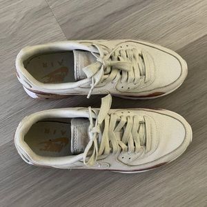 Nike Air Max 90 - Women’s in bone and rose gold